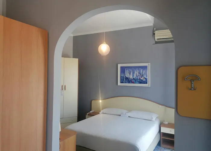 Casa Di Meglio Hotel 3*